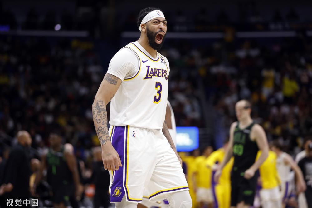 本场巴萨的 本场巴萨的