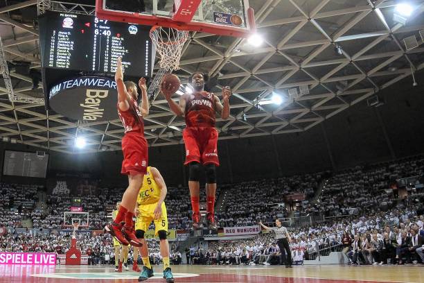 入更年轻 入更年轻