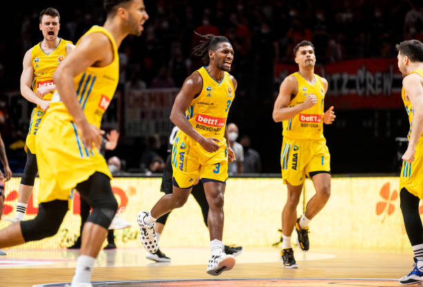 队的力量远 队的力量远