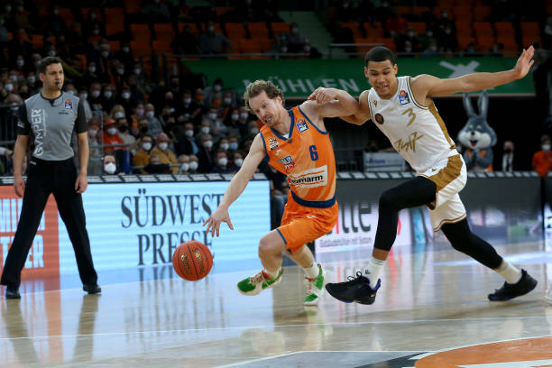 球员和板凳 球员和板凳