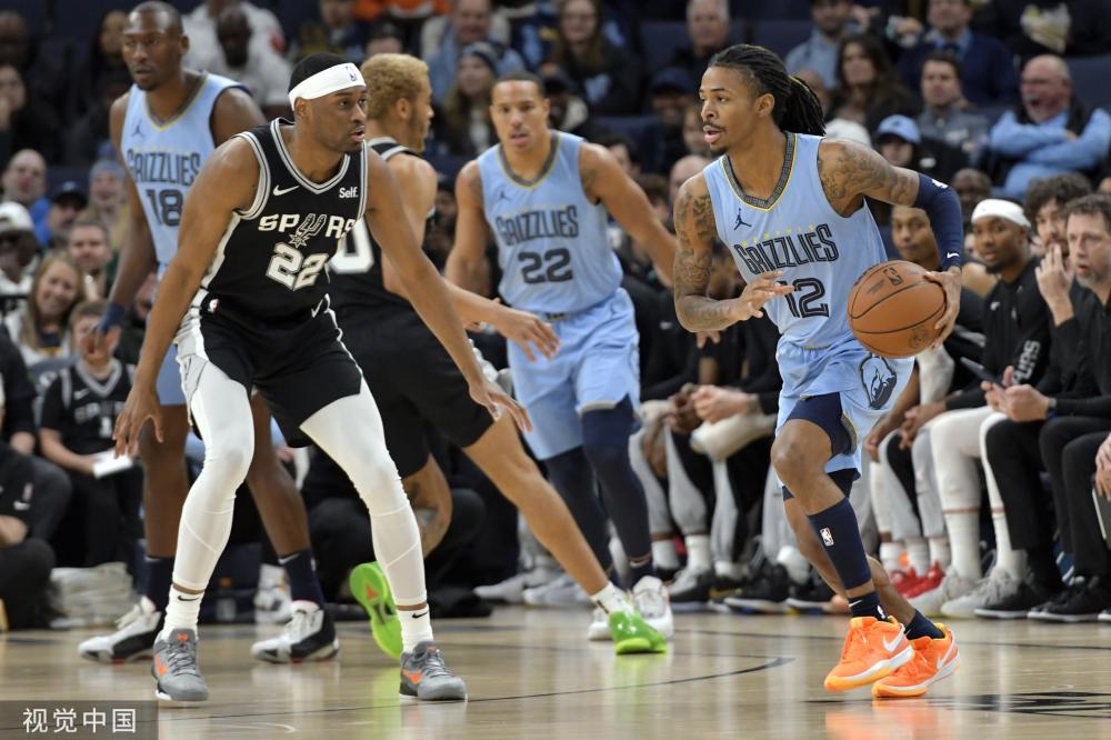 他曾效力于 他曾效力于